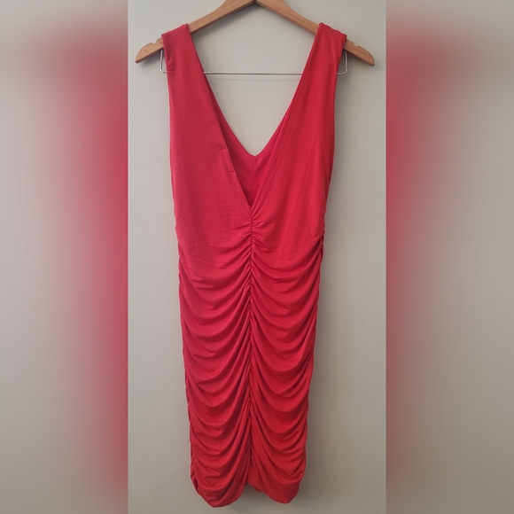 Pretty Little Things Red Bodycon Ruched Dress Size 8 - Picture 3 of 5